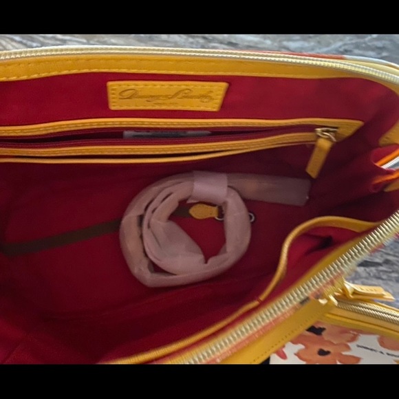 BRAND NEW, NEVER USED, THREE (3) PIECE DOONEY & BOURKE BLOOM SERIES IN YELLOW. - Picture 5 of 5